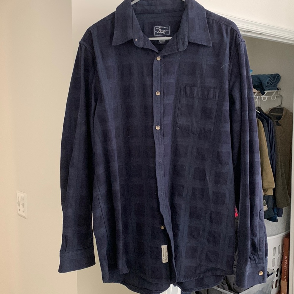 Long sleeve flannel.